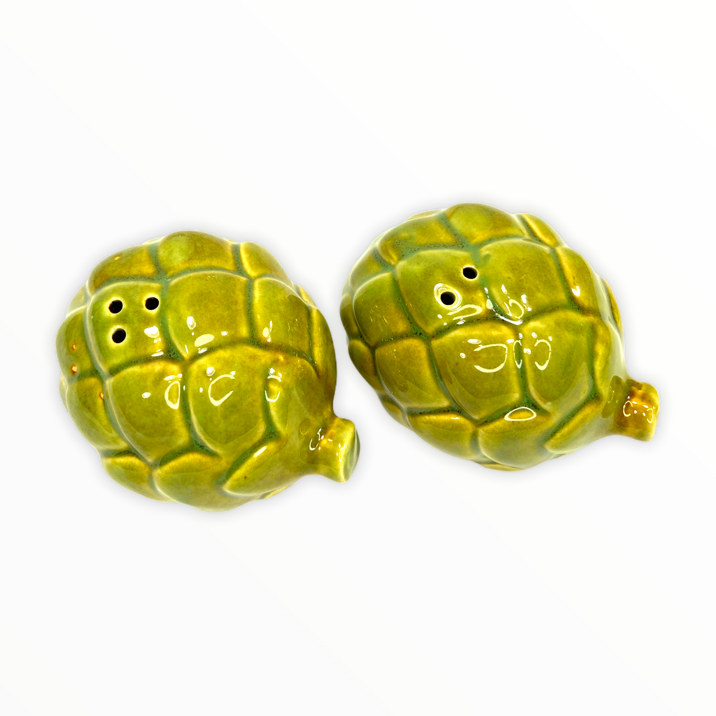 Boston Warehouse - Artichoke Ceramic Salt and Pepper Set