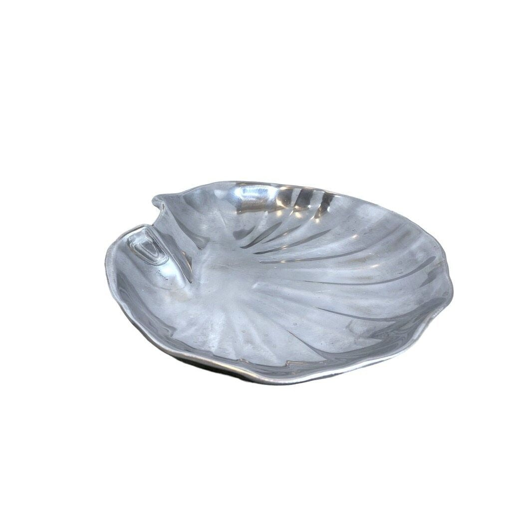 Vintage Wilton Armetale Shiny Pewter Clam Shell Shaped Bowl