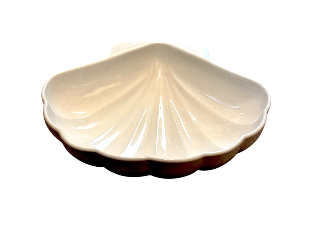 Pfaltzgraff Heritage White Shell-Shaped Ceramic Serving Bowl