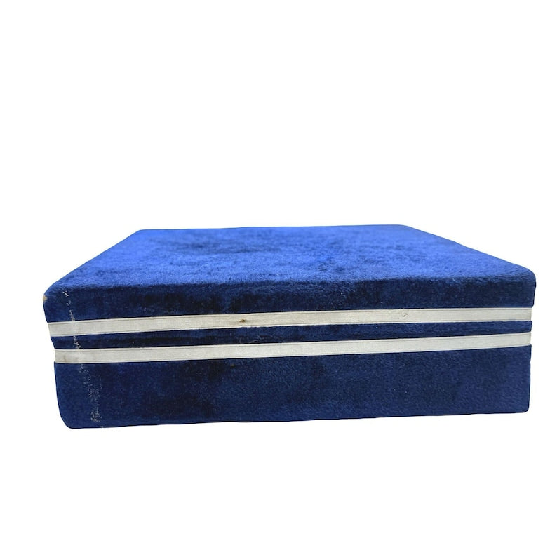 Stone chess set - blue velvet box with white stripes