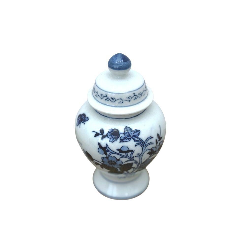 Blue & White 6" Porcelain Lidded Ginger Jar With Floral Design Decorative Accent