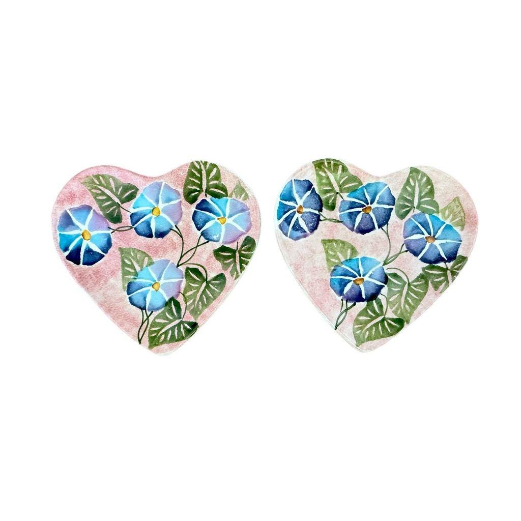 Ancora Italian Heart-Shaped Ceramic Plate Set With Blue Morning Glory Design