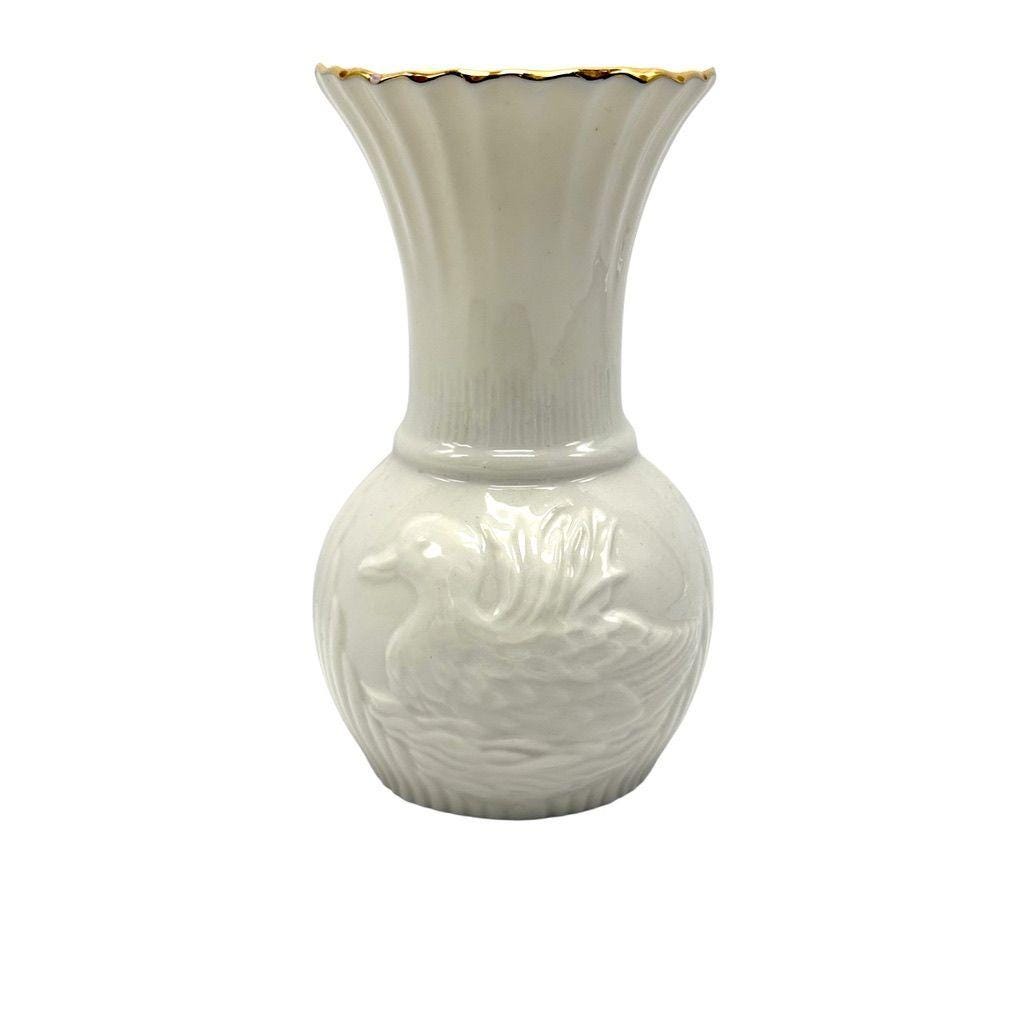 Belleek Collectors Society Ivory Mallard Duck Gold Trim Vase